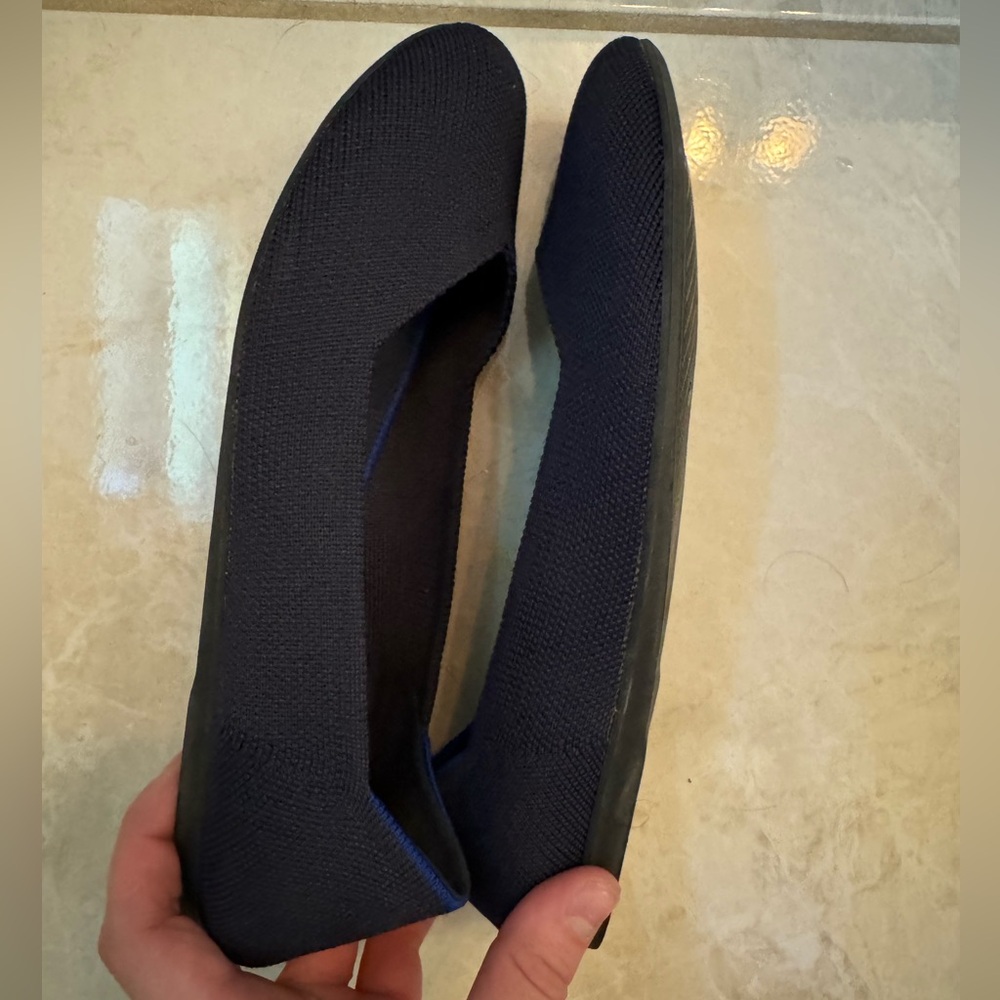 Navy blue Rothy’s size 9 - Picture 2 of 6